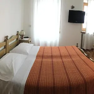  Hotel Ajarnola Locazioni Turist